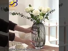 カクタスの形の花瓶